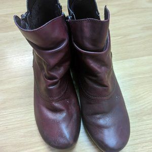 Remonte red leather women's leather boots -  gently used
